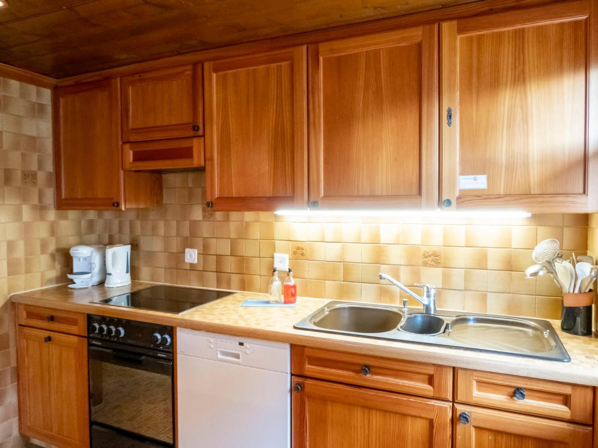 וורבייה Chalet La Pive By Interhome מראה חיצוני תמונה