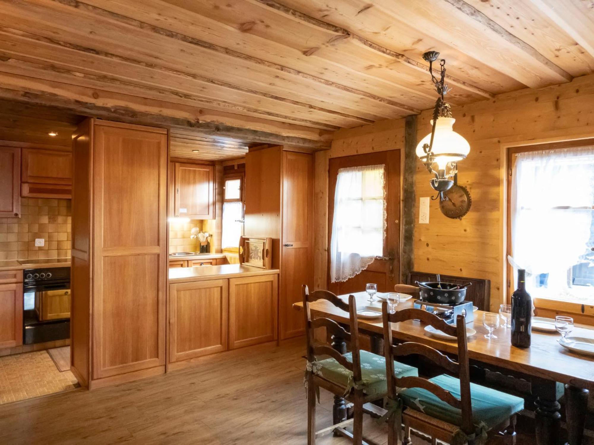 וורבייה Chalet La Pive By Interhome מראה חיצוני תמונה